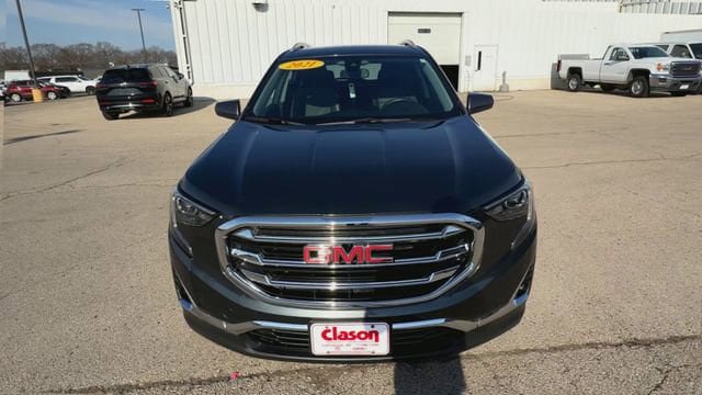 Used 2021 GMC Terrain SLT AWD/4WD image 3