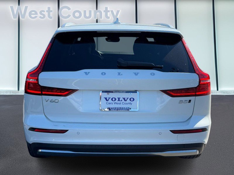 Certified 2025 Volvo V60 B5 Cross Country Plus image 6