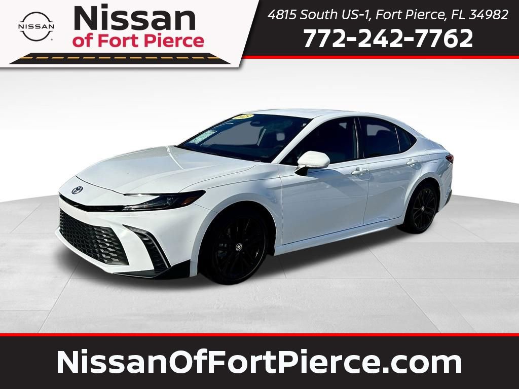 Used 2025 Toyota Camry SE w/ Convenience Package