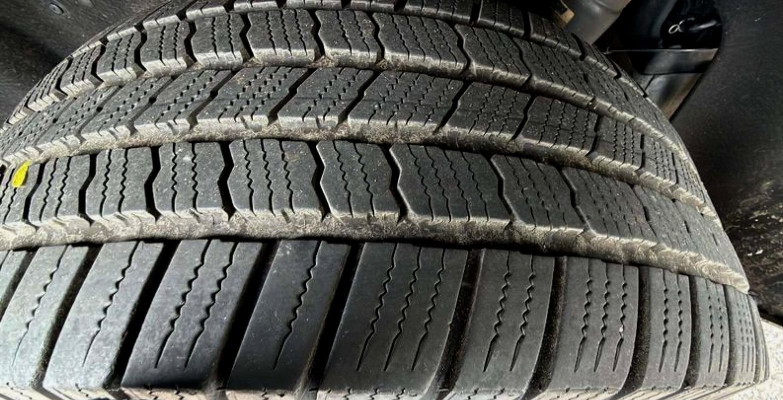 Used 2018 GMC Yukon Denali image 23