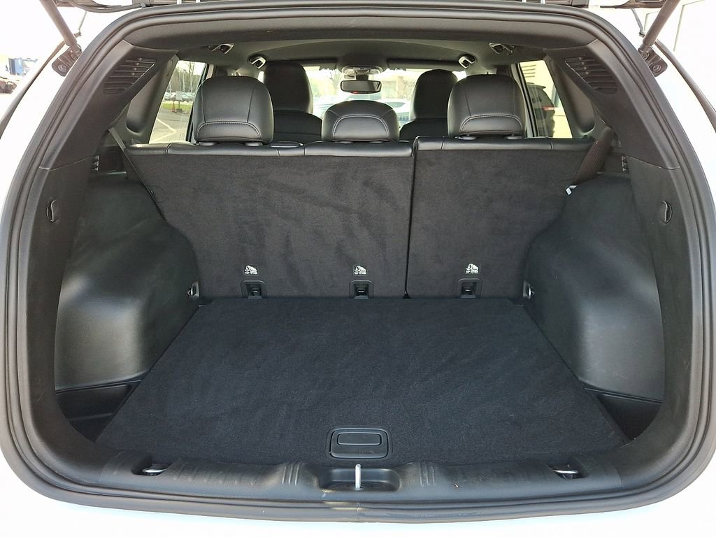 Used 2024 Jeep Compass Limited image 30