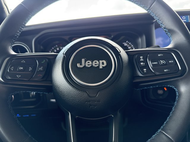 Used 2024 Jeep Wrangler Unlimited Rubicon 4xe AWD/4WD image 17