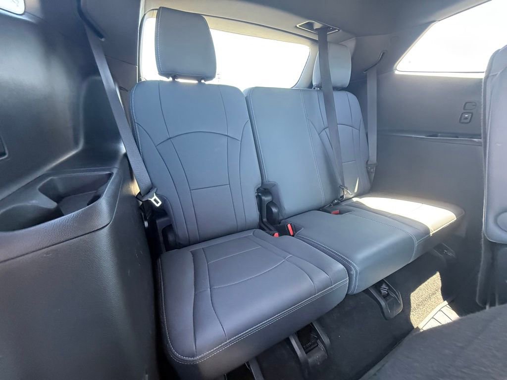 Used 2024 Buick Enclave Essence w/ Experience Buick Package FWD image 35