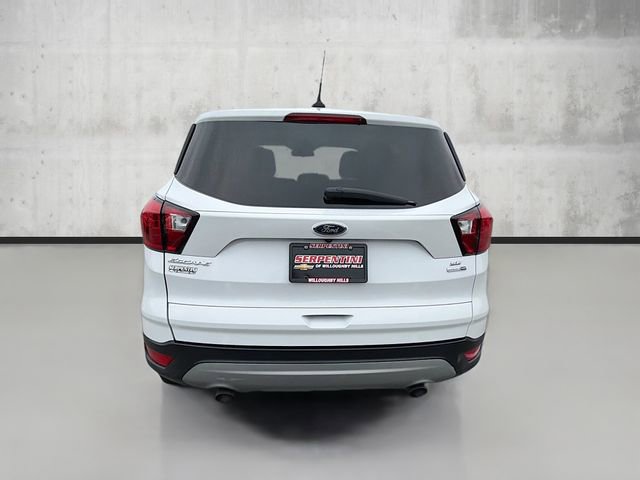 Used 2019 Ford Escape SE image 6