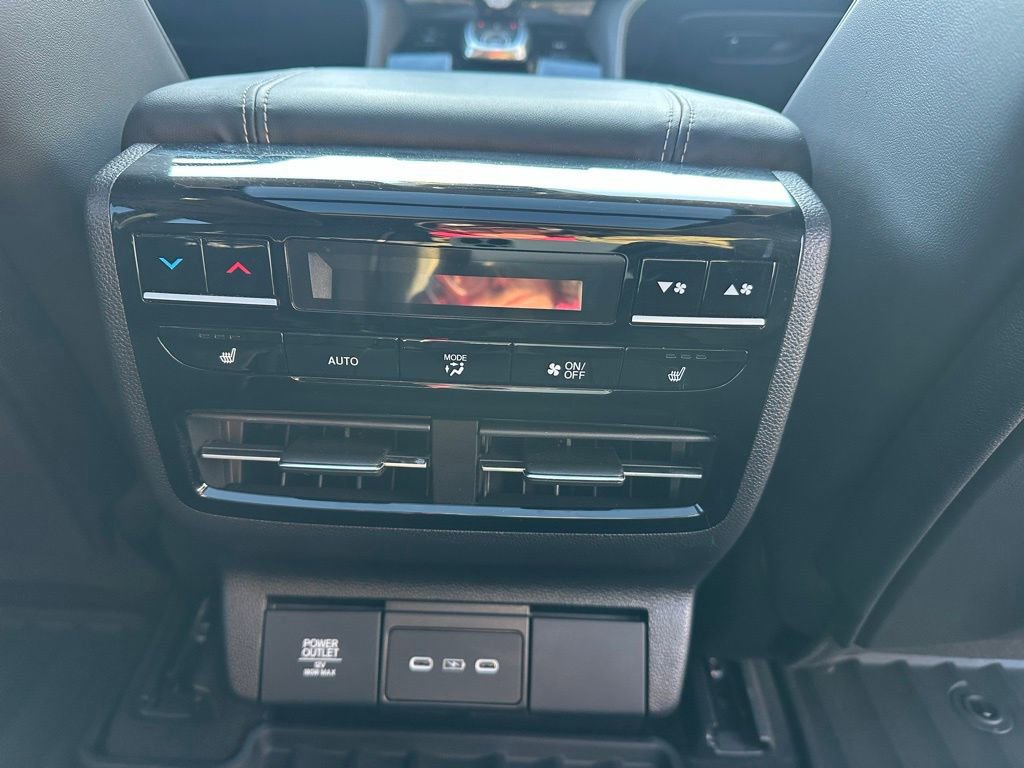Used 2025 Acura MDX w/ Advance Package image 19