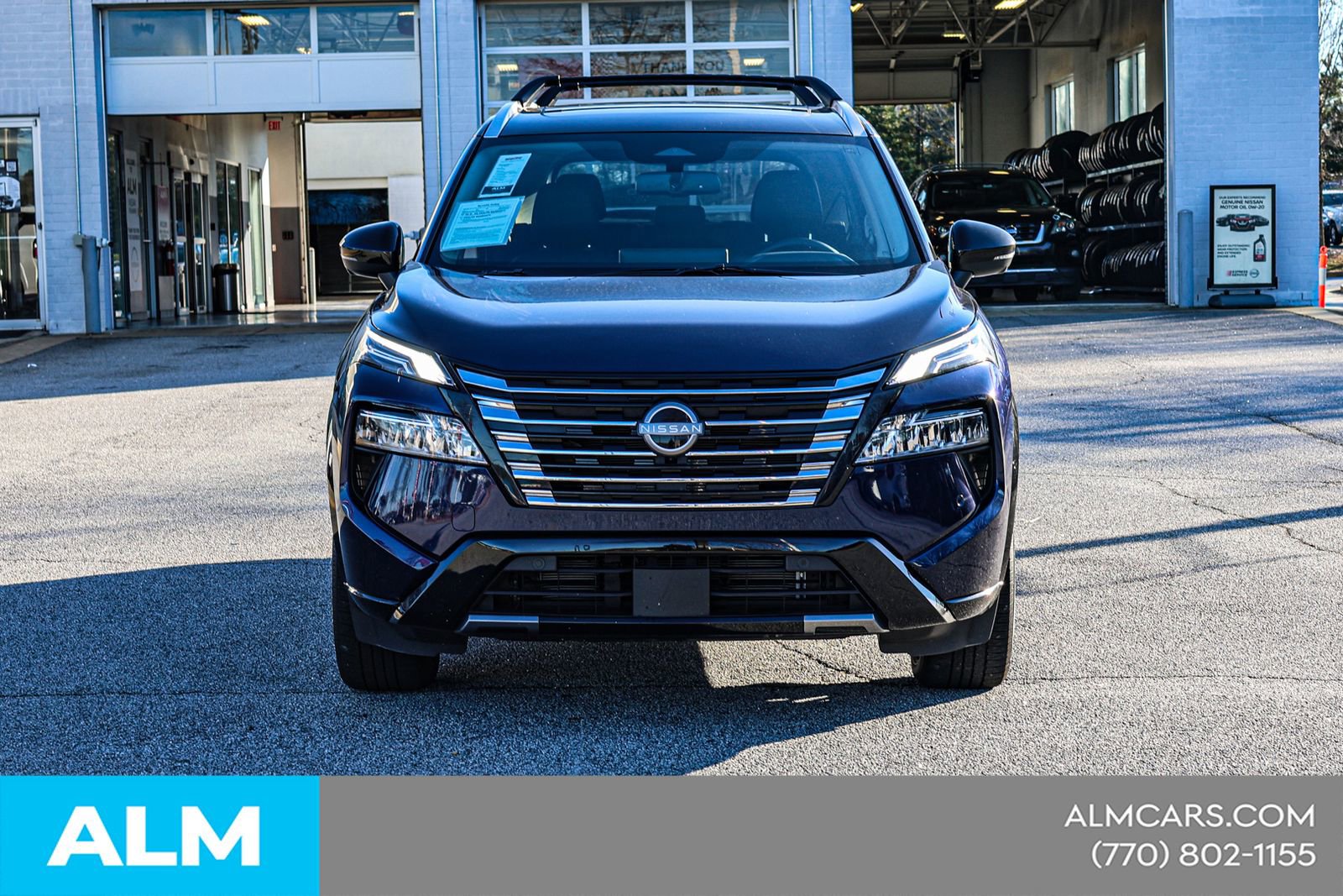 Used 2025 Nissan Rogue Platinum FWD image 12