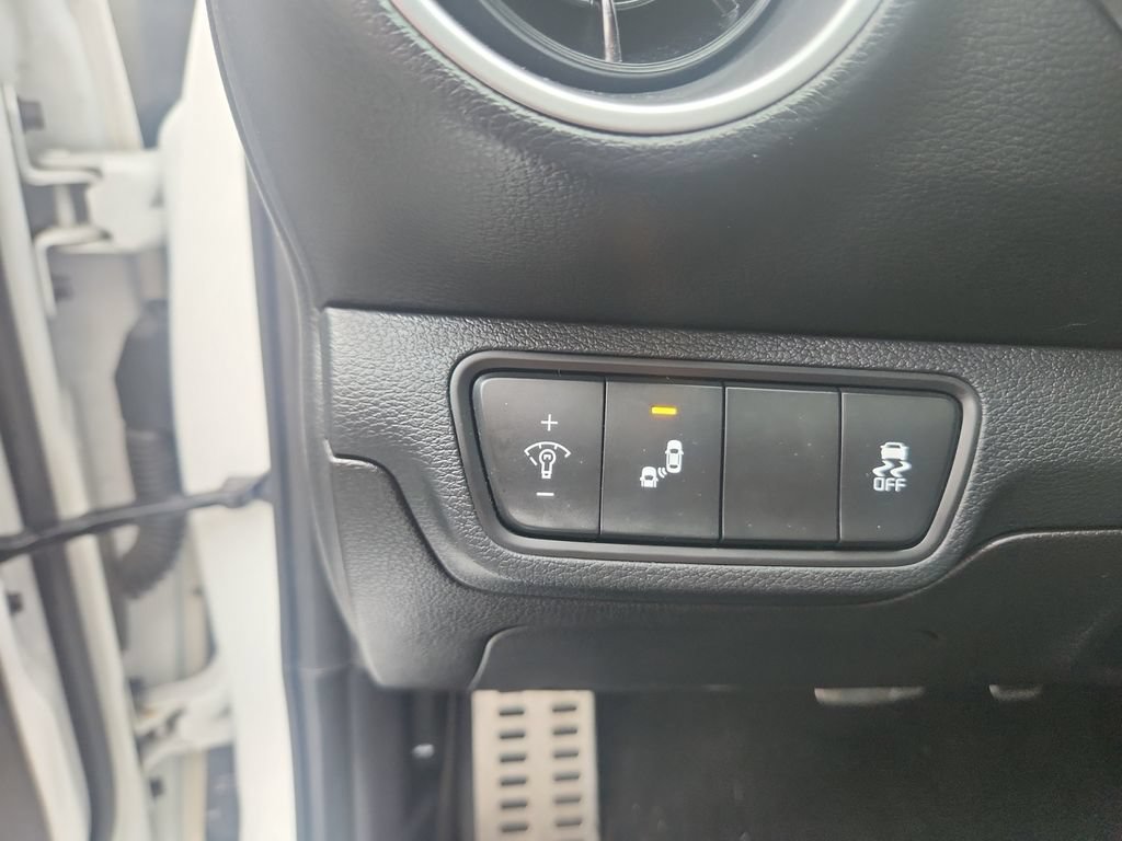 Certified 2023 Kia Forte GT w/ GT2 Package FWD image 24