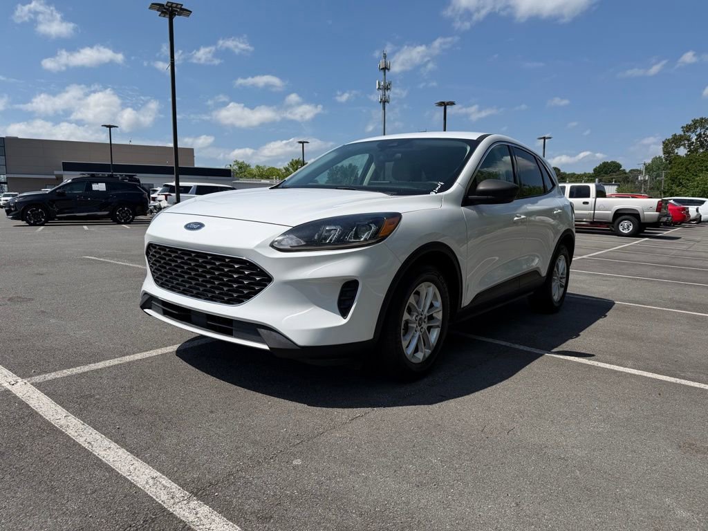 Used 2022 Ford Escape SE FWD image 3