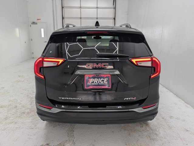 Used 2023 GMC Terrain AT4 image 7