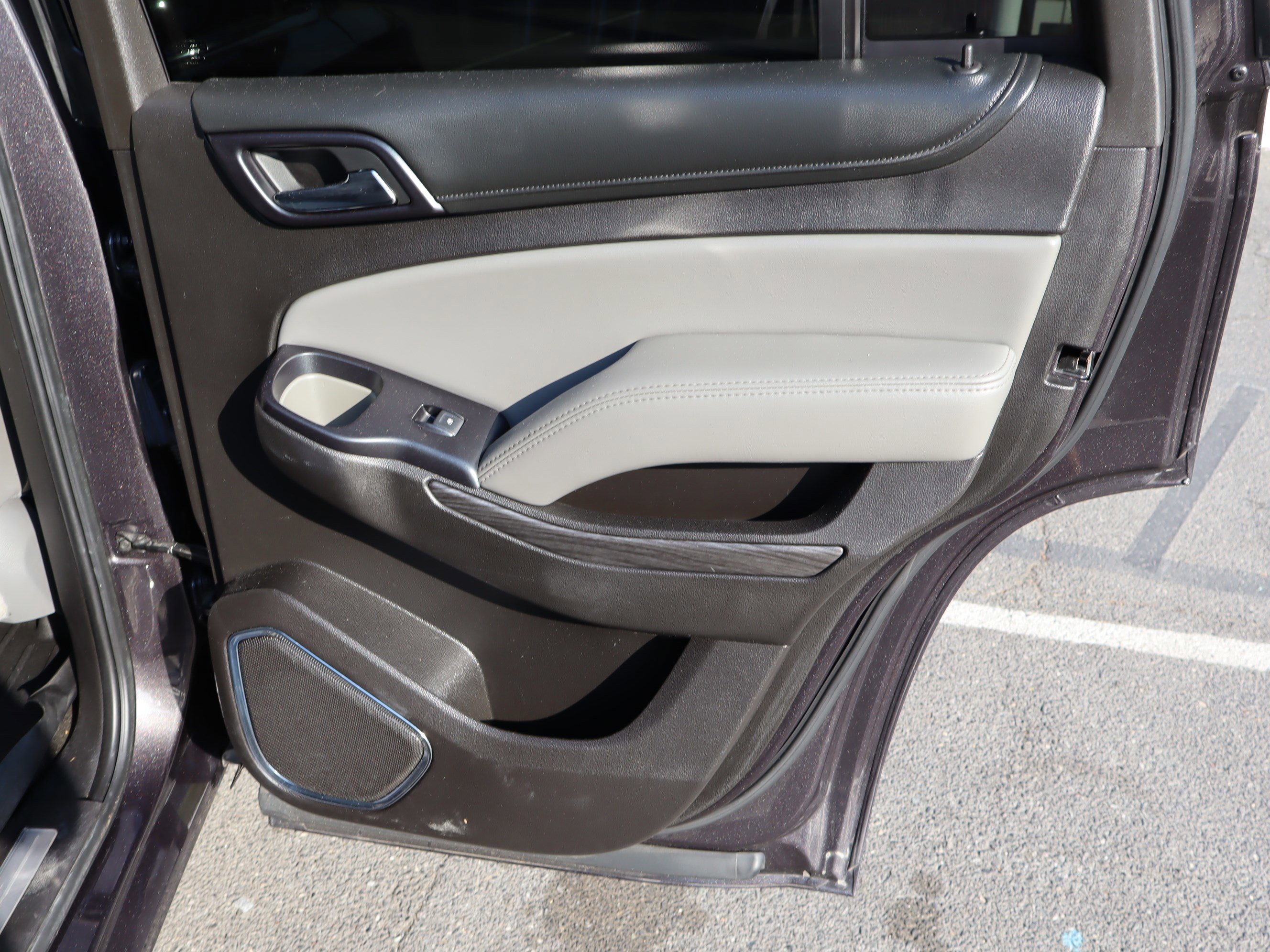 Used 2016 Chevrolet Tahoe LT RWD image 34