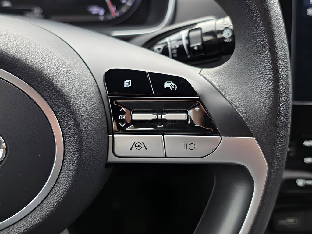 Used 2024 Hyundai Santa Cruz SEL image 26