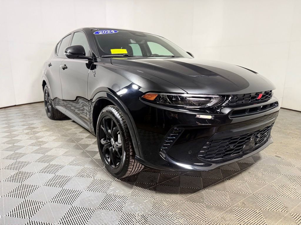 Used 2024 Dodge Hornet R/T Plus w/ Tech Pack Plus w/o Parking AWD/4WD image 9