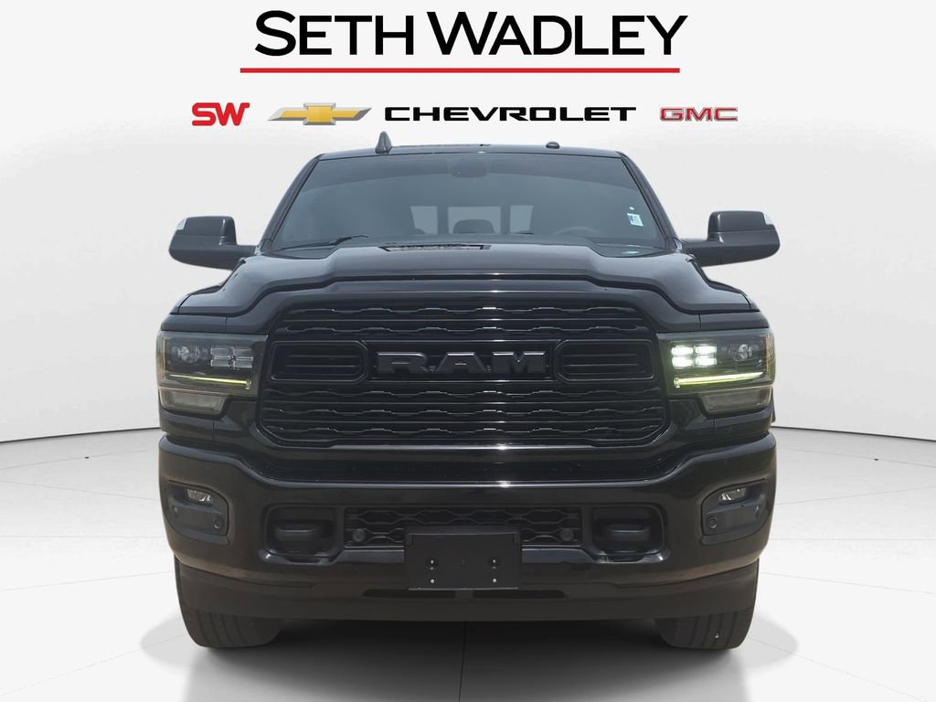 Used 2020 RAM 2500 Limited w/ Black Appearance Package AWD/4WD image 2
