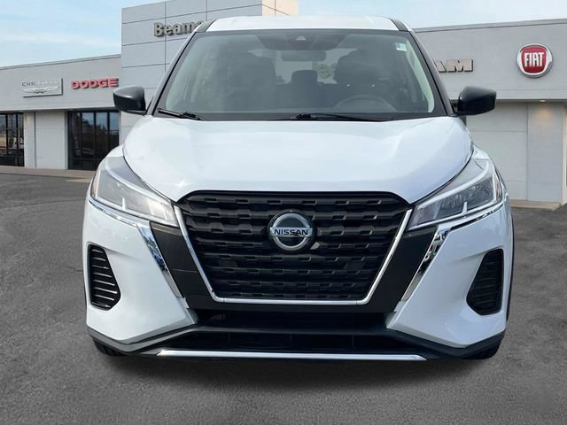 Used 2021 Nissan Kicks S FWD image 2