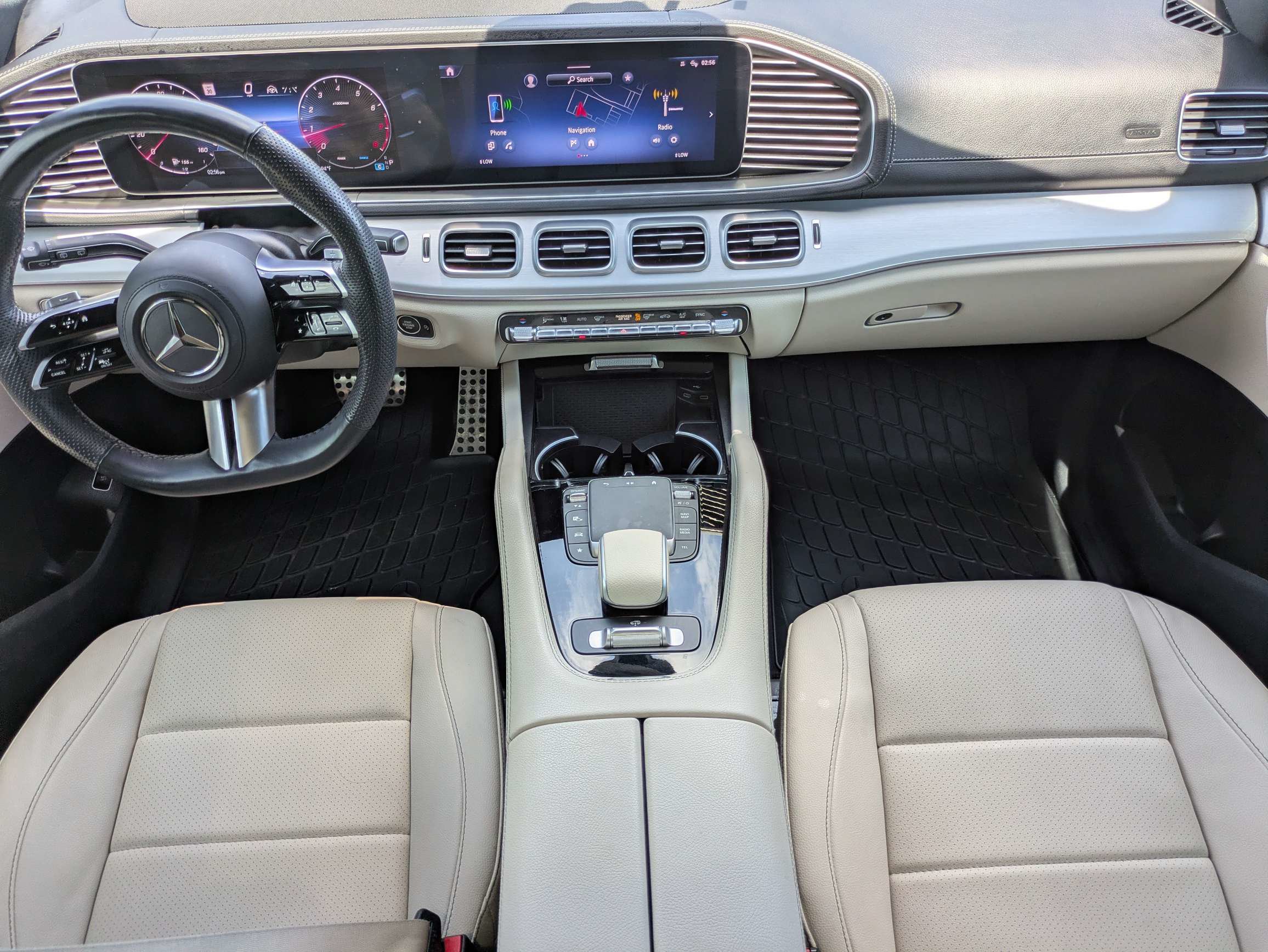 Used 2024 Mercedes-Benz GLS 450 4MATIC image 12