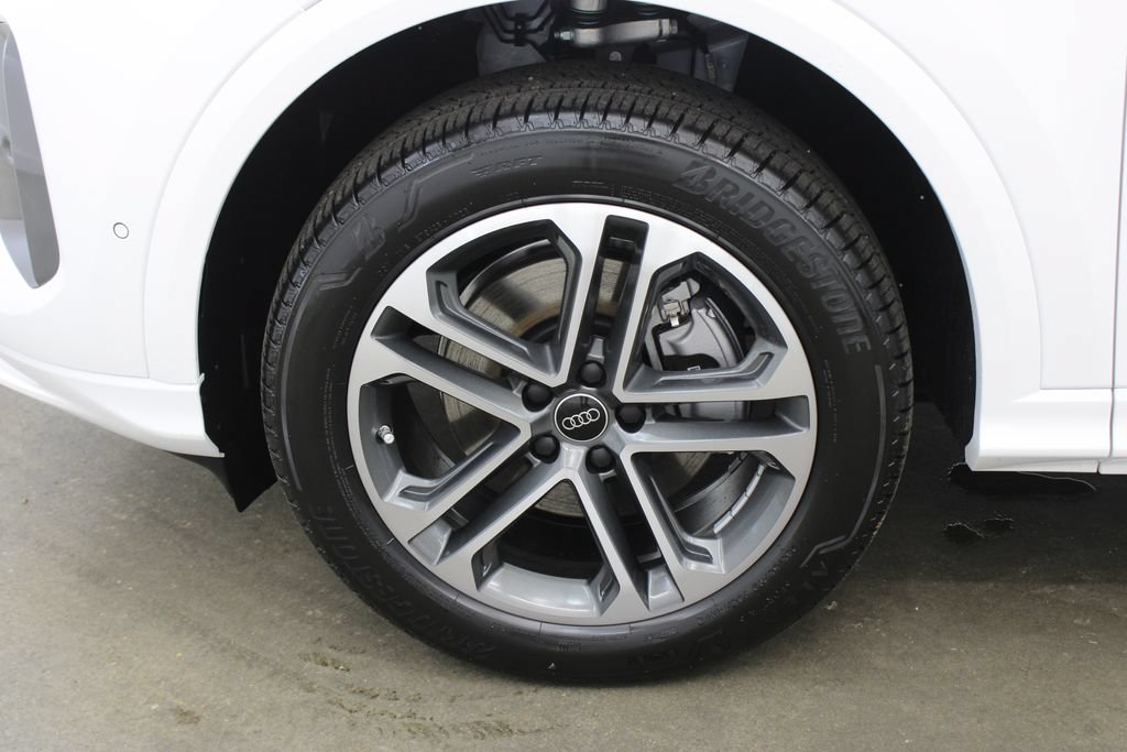New 2026 Audi Q5 Premium AWD/4WD image 29