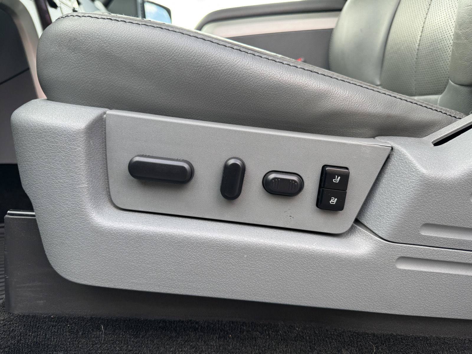 Used 2013 Ford F150 Lariat w/ Luxury Equipment Group AWD/4WD image 14