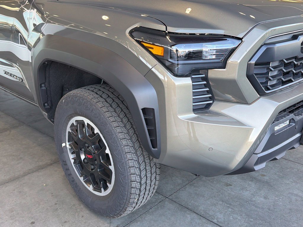 New 2026 Toyota Tacoma TRD Off-Road w/ TRD Off Road Premium Package AWD/4WD image 8