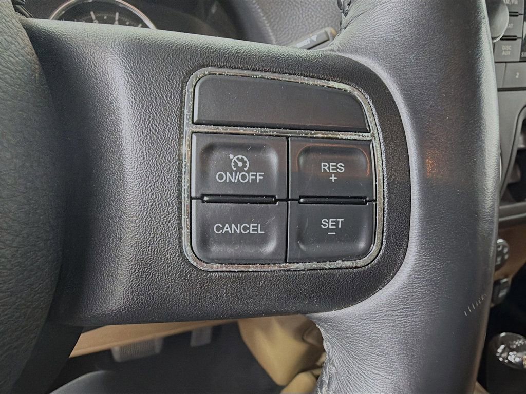 Used 2013 Jeep Wrangler Unlimited Sahara w/ Connectivity Group image 11