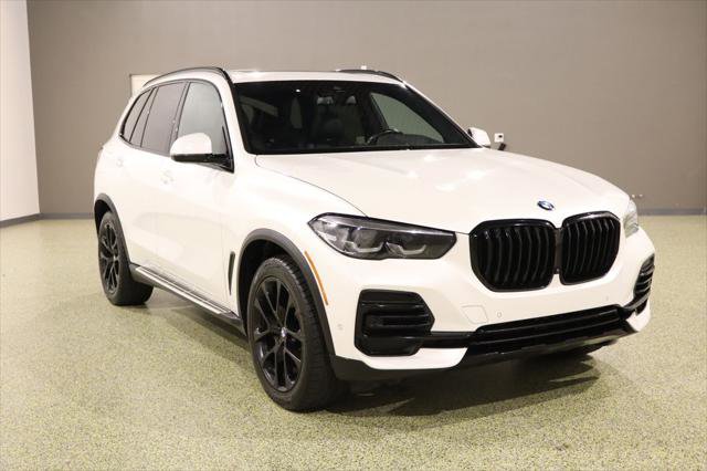 Used 2023 BMW X5 xDrive40i w/ Premium Package image 1