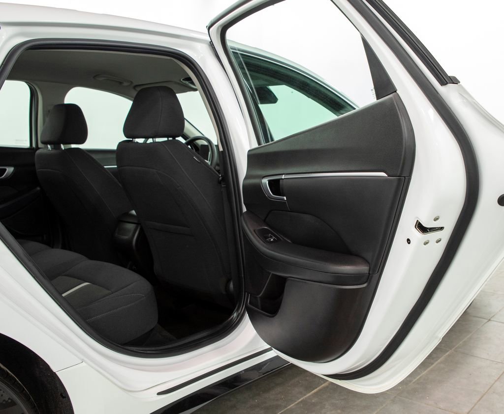 Used 2025 Hyundai Sonata SEL FWD image 15