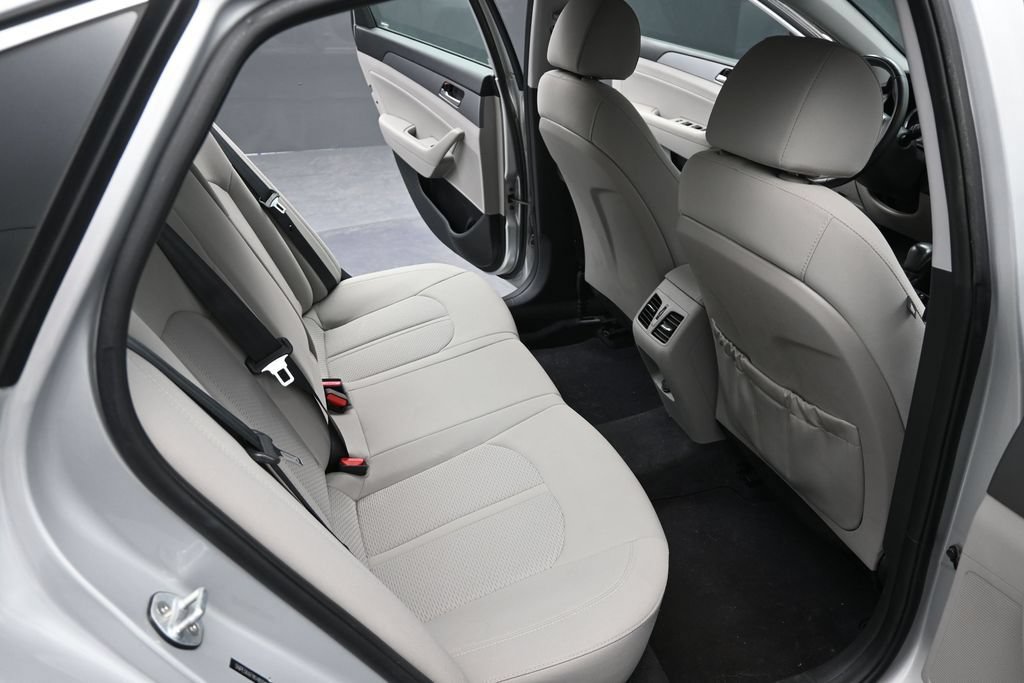 Used 2019 Hyundai Sonata SEL w/ Cargo Package FWD image 12