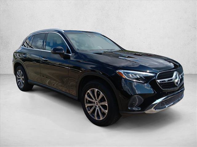 Certified 2026 Mercedes-Benz GLC 300 image 3