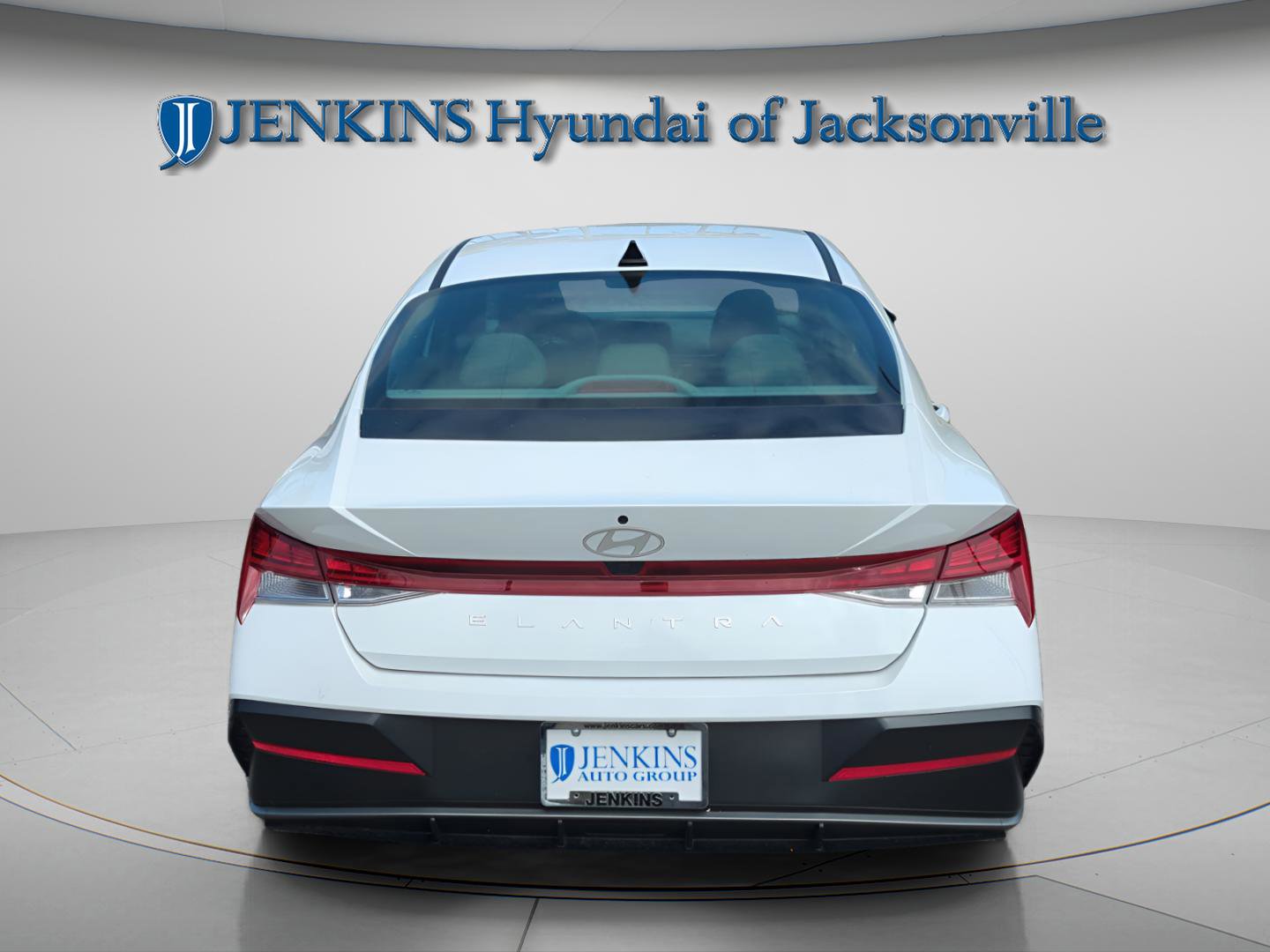 New 2025 Hyundai Elantra SEL image 4