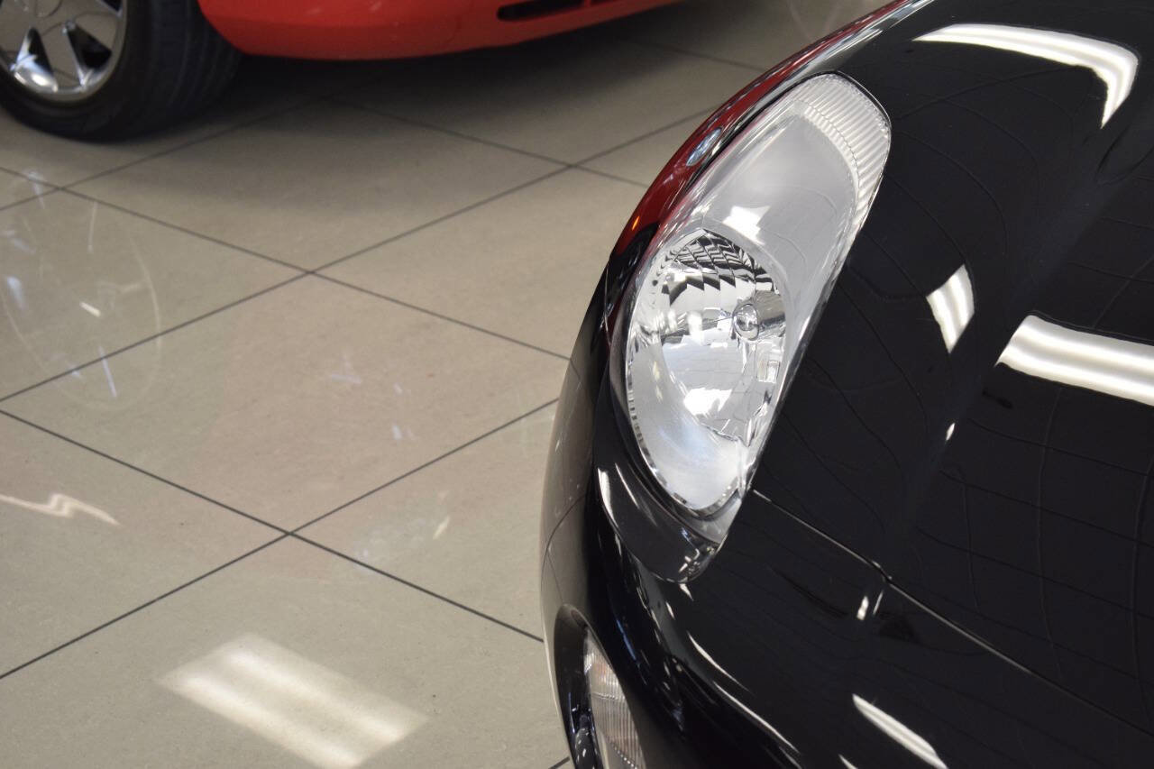 Used 2007 Pontiac Solstice Base 2dr Convertible w/ Premium Package image 13