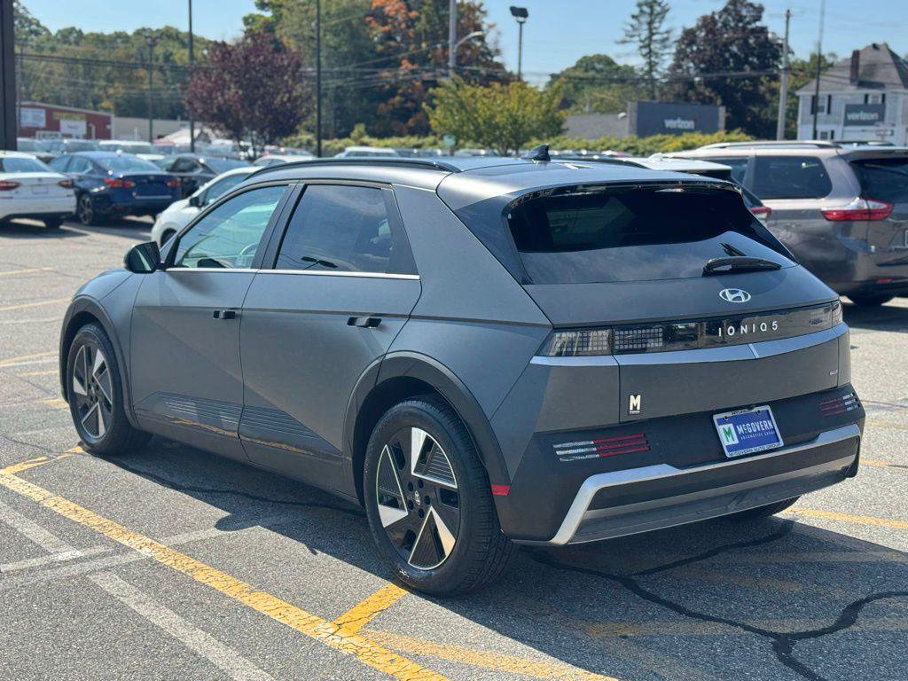 New 2025 Hyundai Ioniq 5 SEL AWD/4WD image 3
