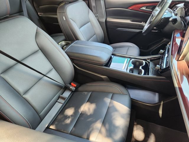 Used 2025 Chevrolet Traverse Z71 w/ Enhanced Driving Package AWD/4WD image 19