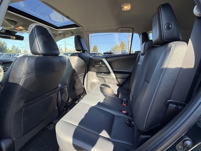 Used 2017 Toyota RAV4 Limited image 19