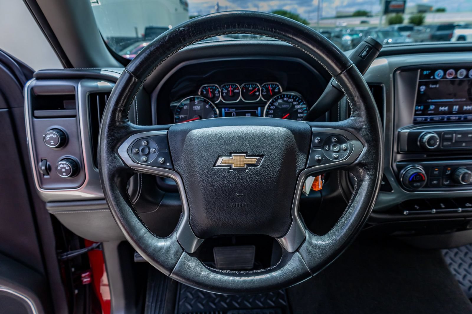 Used 2018 Chevrolet Silverado 1500 LTZ w/ Sport Package AWD/4WD image 19