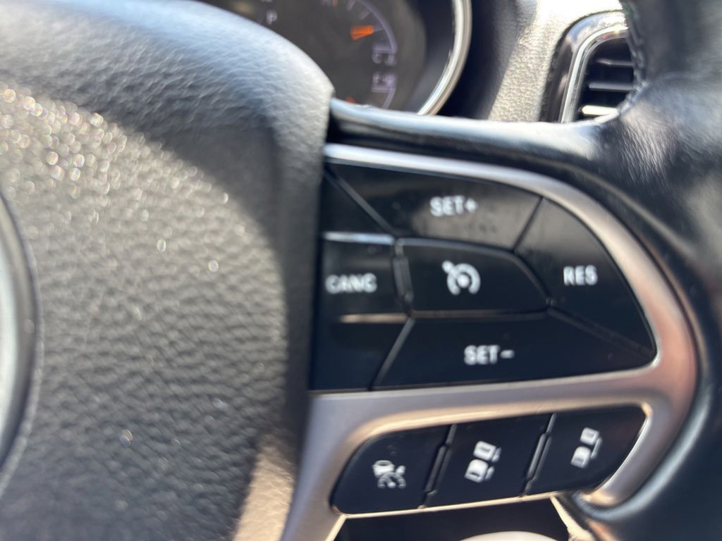 Used 2021 Jeep Grand Cherokee Limited w/ Quick Order Package 28K 80th AWD/4WD image 34