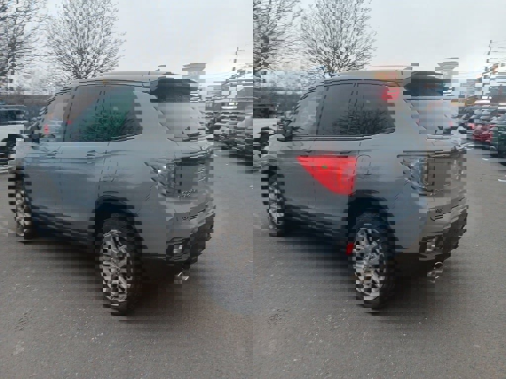 Used 2024 Honda Passport EX-L image 8