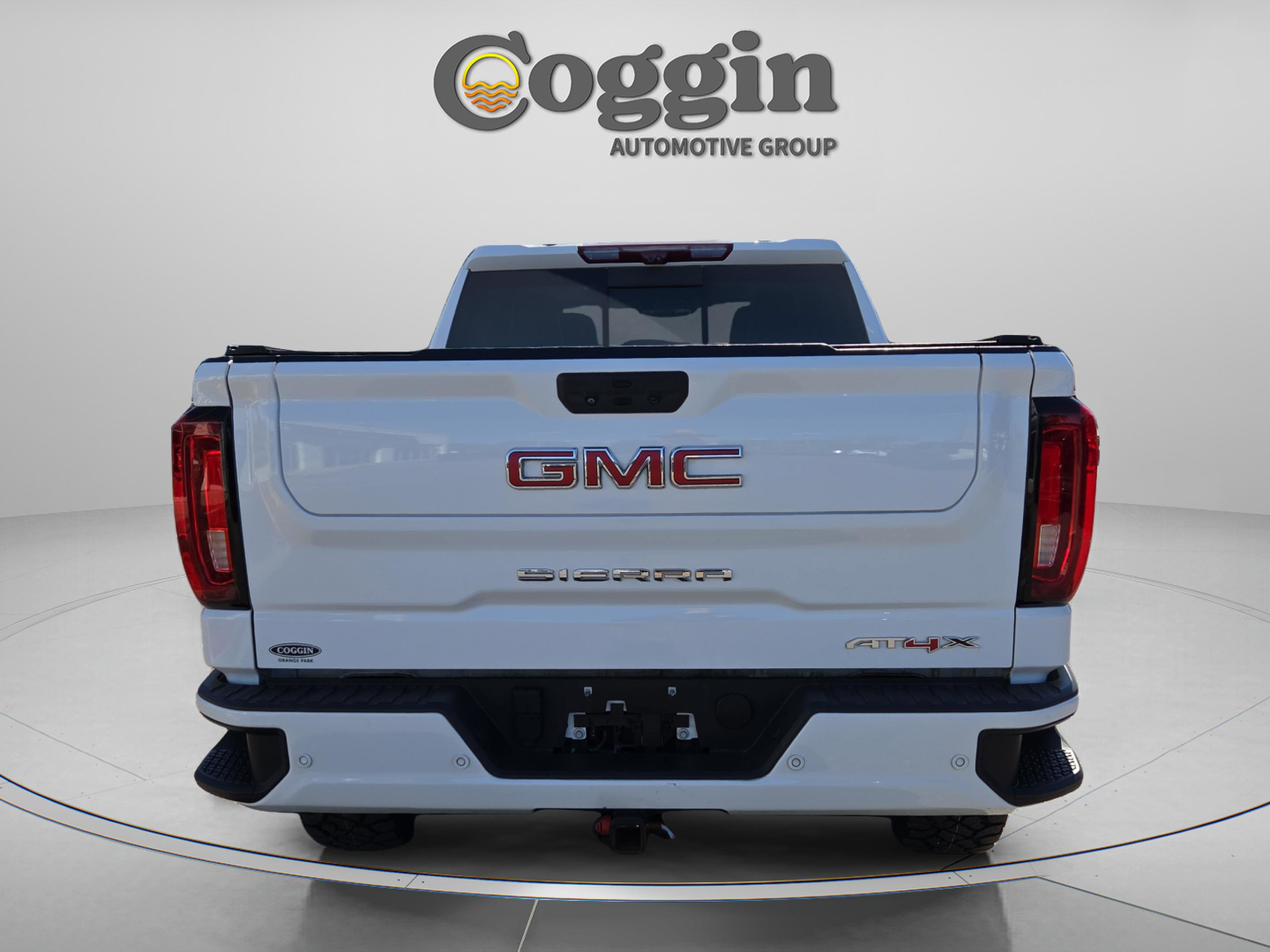 Used 2022 GMC Sierra 1500 AT4X image 5