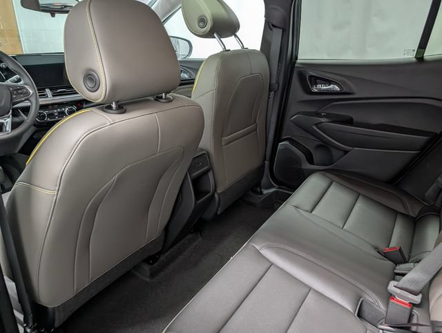 New 2026 Chevrolet Trax ACTIV w/ Sunroof Package FWD image 13