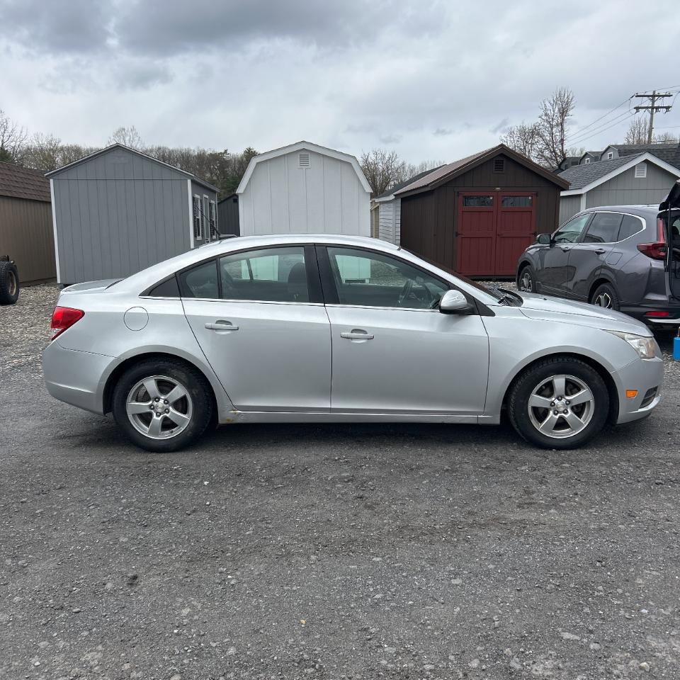 Used 2014 Chevrolet Cruze LT FWD image 4