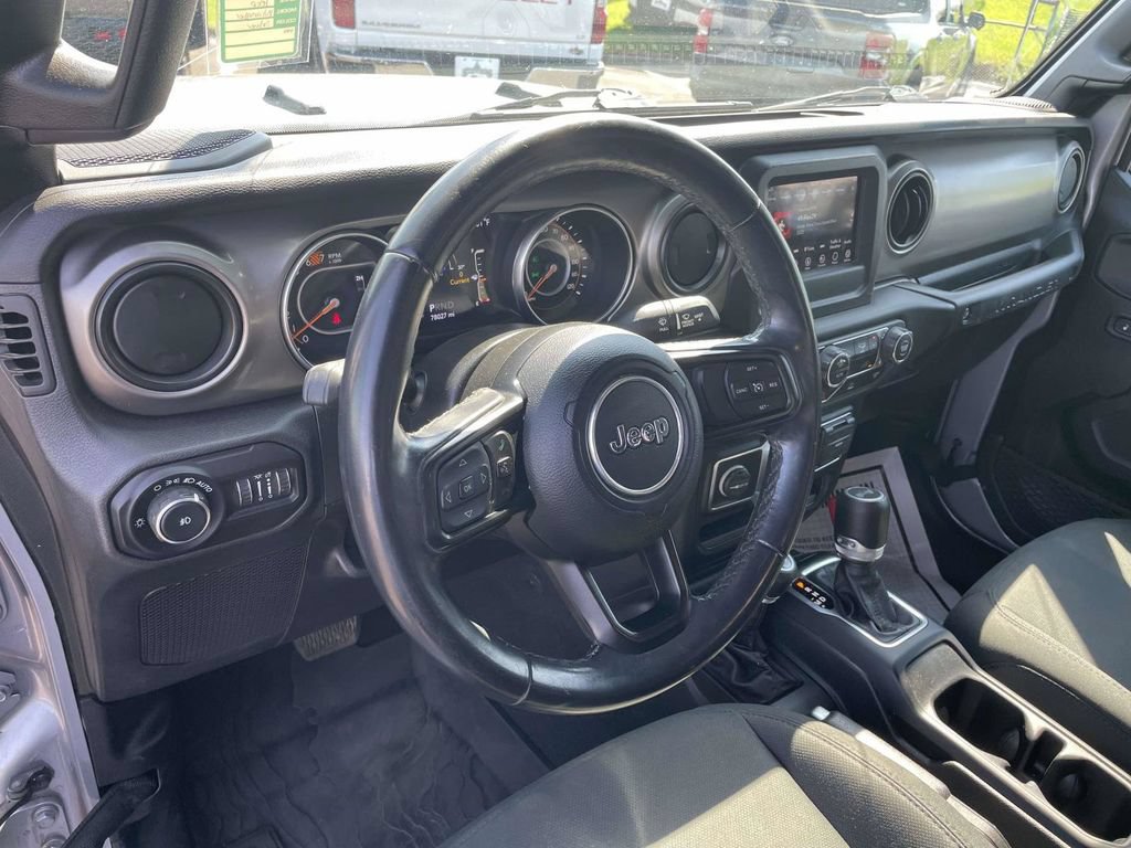 Used 2021 Jeep Wrangler Sport AWD/4WD image 11