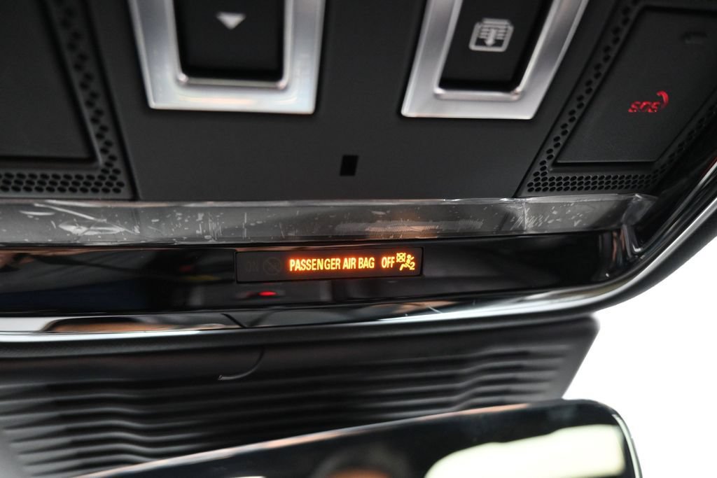 Used 2025 Land Rover Range Rover Velar Dynamic SE AWD/4WD image 31