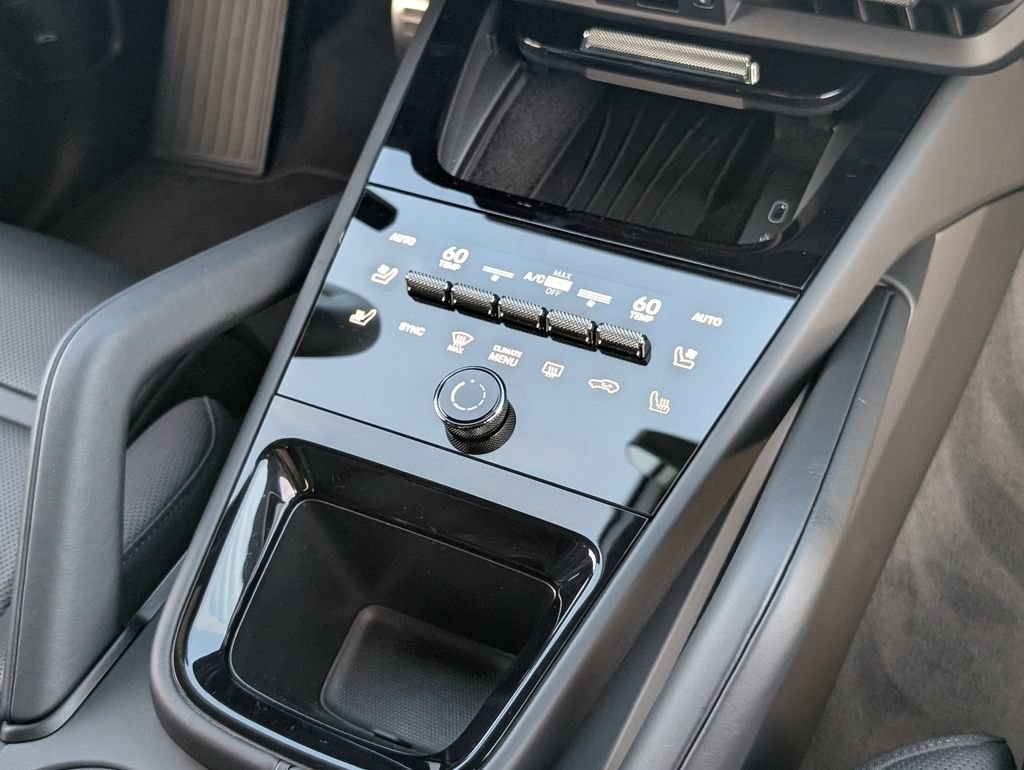 Certified 2026 Porsche Cayenne S AWD/4WD image 15