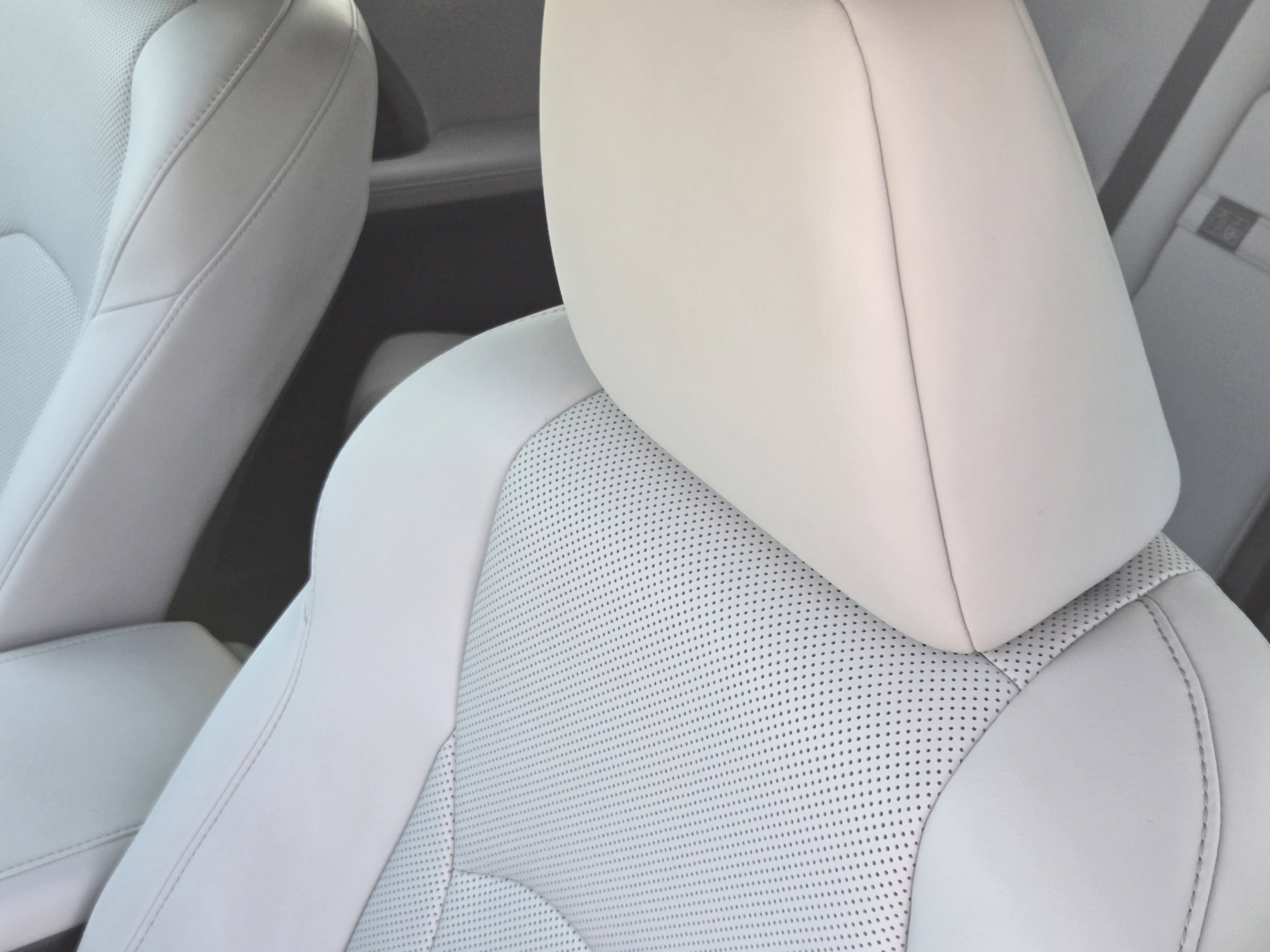Used 2020 Lexus RX 350 FWD w/ Accessory Package image 20