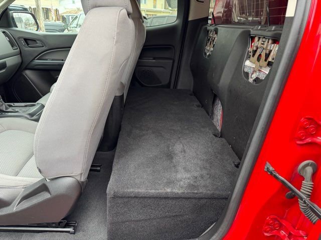 Used 2020 GMC Canyon W/T w/ Convenience Package image 18