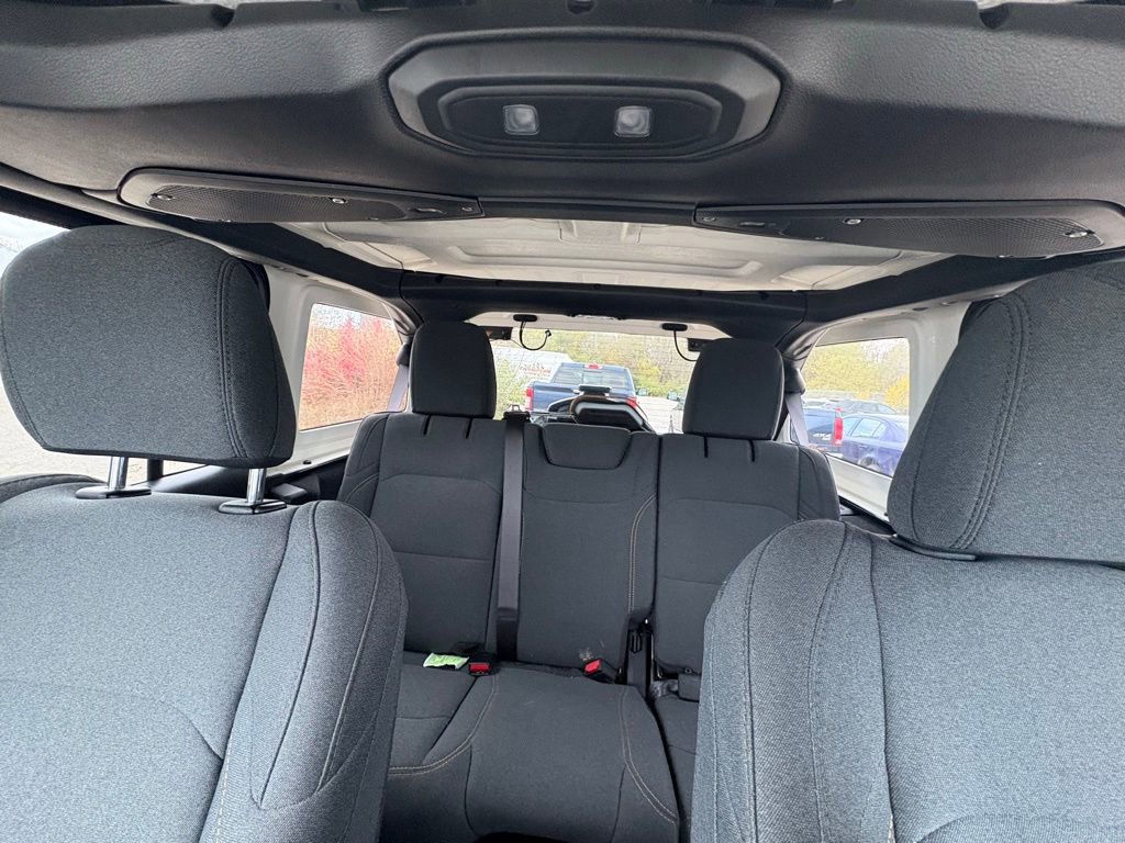 Used 2020 Jeep Wrangler Unlimited Sport image 20