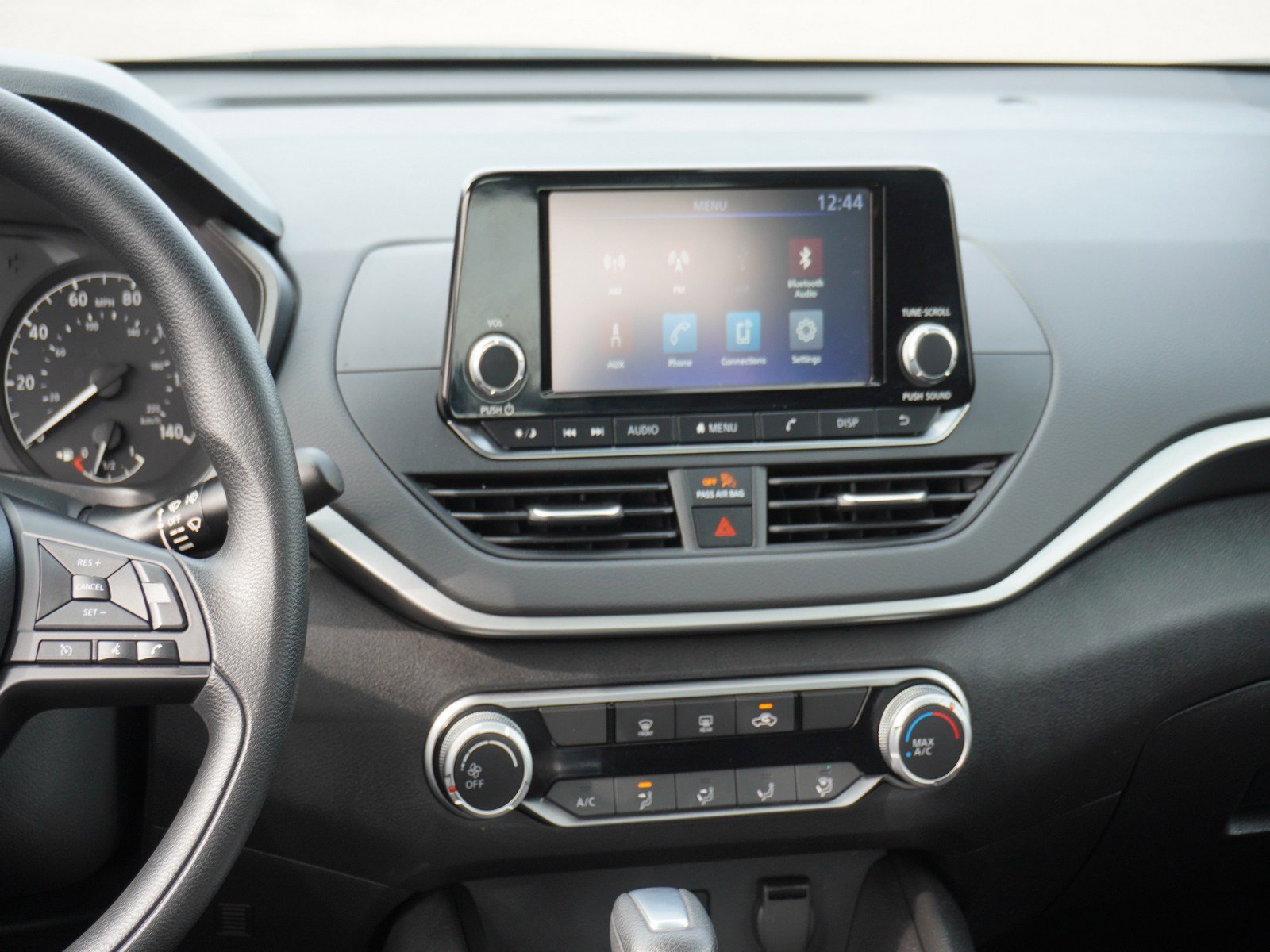 Used 2024 Nissan Altima 2.5 S image 13