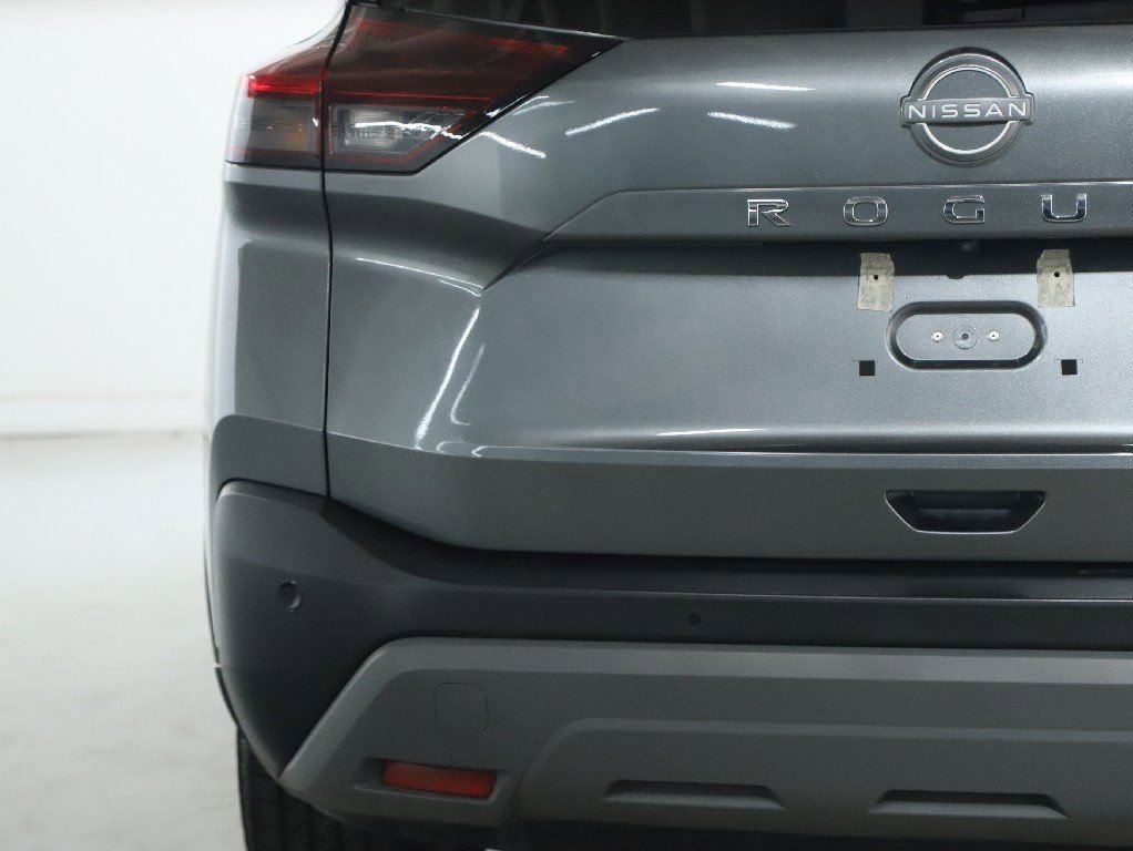 Used 2023 Nissan Rogue SV image 41