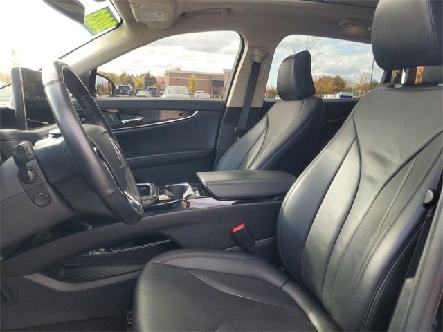 Certified 2023 Lincoln Nautilus Reserve image 15