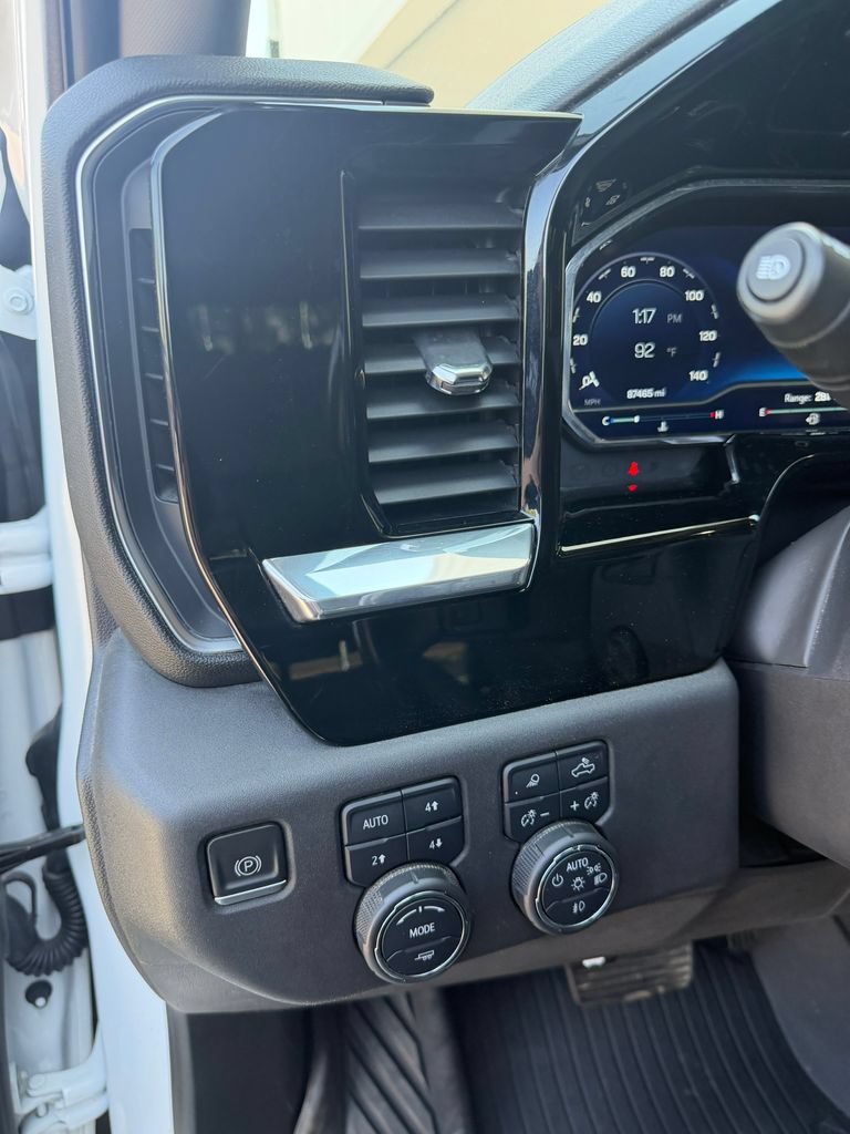 Used 2023 Chevrolet Silverado 1500 LTZ w/ LTZ Convenience Package II AWD/4WD image 11