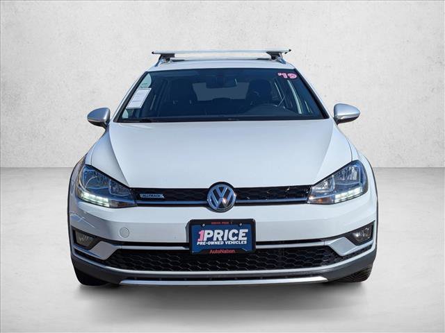 Used 2019 Volkswagen Golf Alltrack S image 2