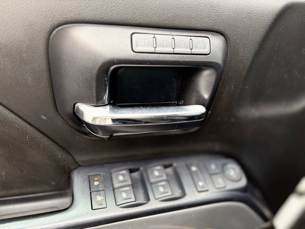 Used 2015 Chevrolet Silverado 2500 LTZ AWD/4WD image 13